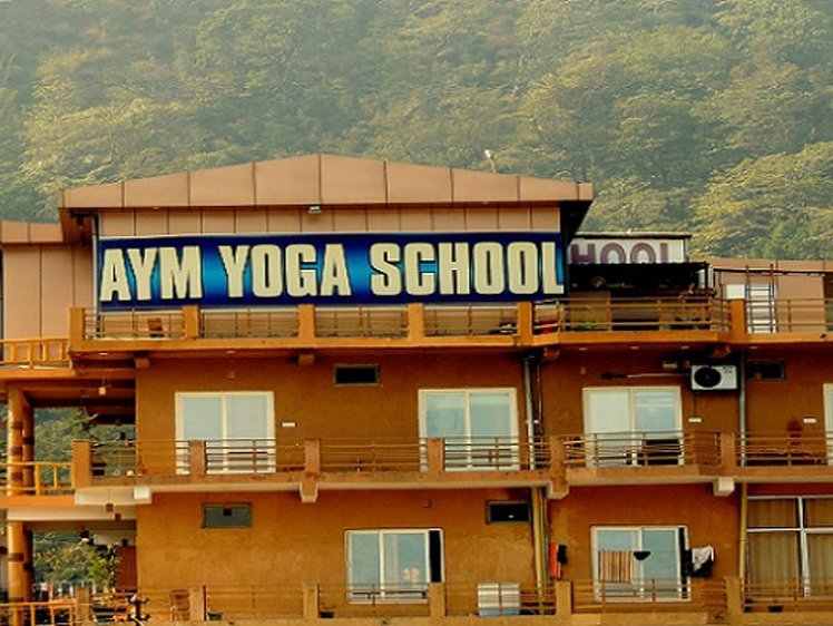 hatha yoga teacher training in rishikesh